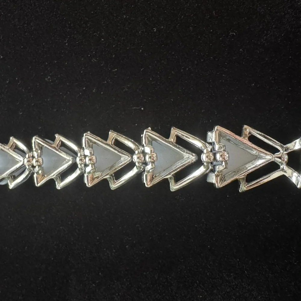 Vintage Pale Blue Thermoset Lucite & Silvertone Geometric Bracelet